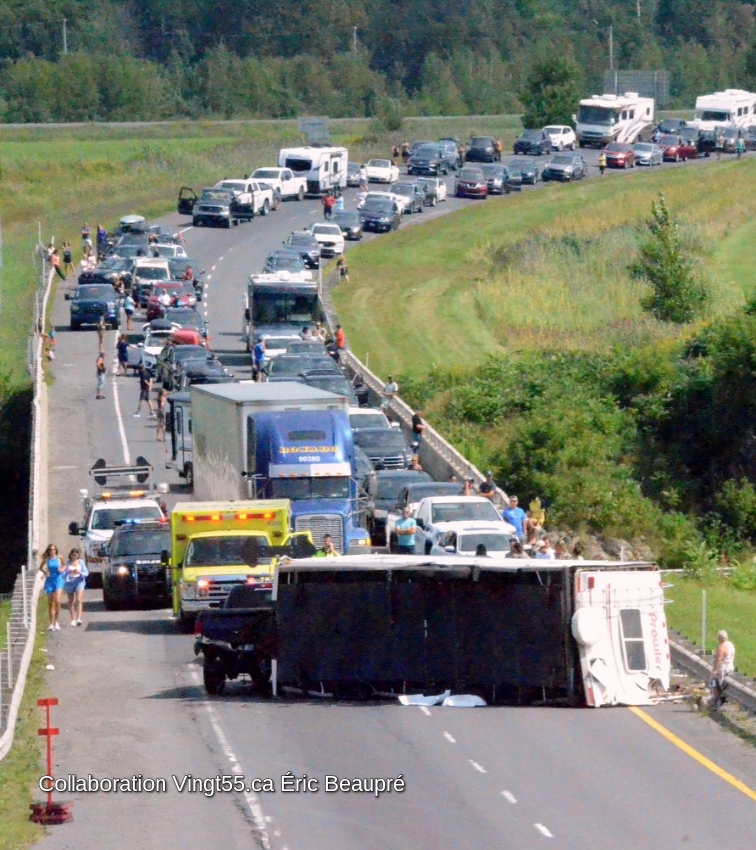 Accident autoroute 20 km 202 Crédit photo Eric Beaupré Vingt55. Tous droits réservés (12) wm